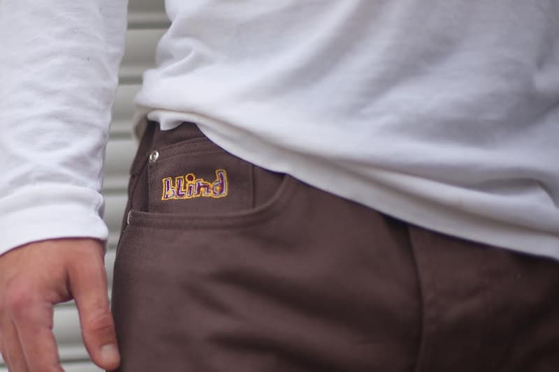 Blind Skateboards がアイコニックなバギースケートジーンズを復刻