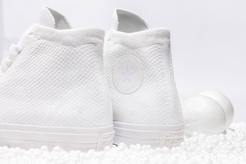 ナイキ フライニット　コンバース Chuck Taylor