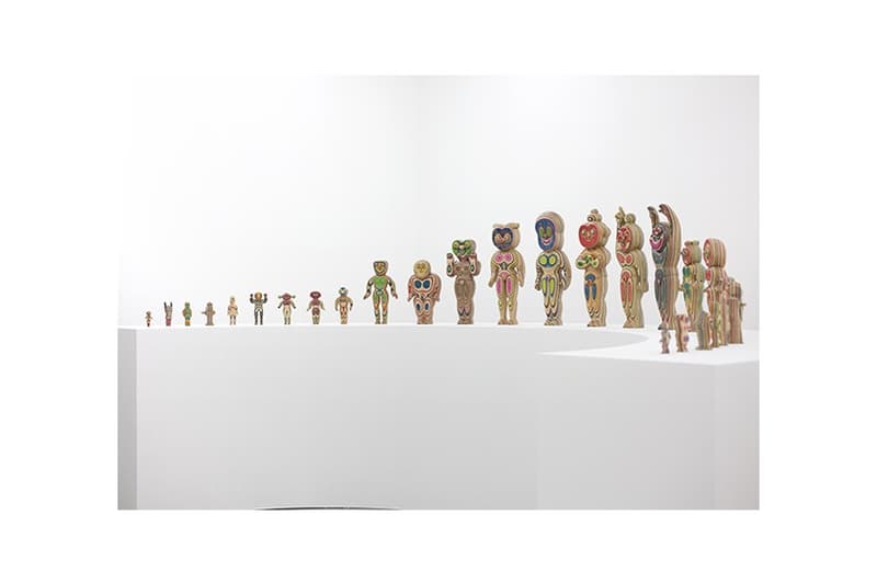 Haroshi の個展に使わなくなったスケートデッキを持って行こう