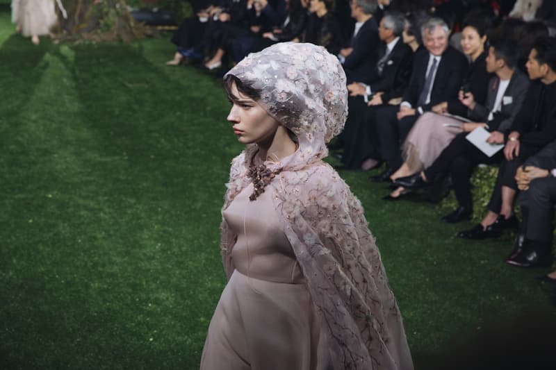 東京で開催された Dior Homme と Dior Haute Couture のプレゼンテーションをプレイバック