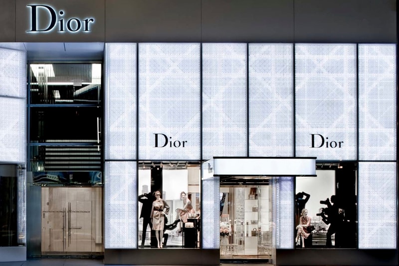 LVMH グループが Dior を買収、完全子会社化へ