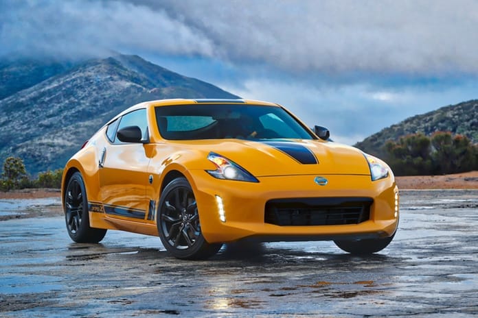 日産が “Z” の50年の歴史に敬意を表してフェアレディZ “ヘリテージエディション”を発表