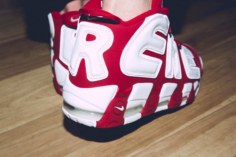 靴紐からインソールまで Supreme x Nike Air More Uptempo の詳細画像