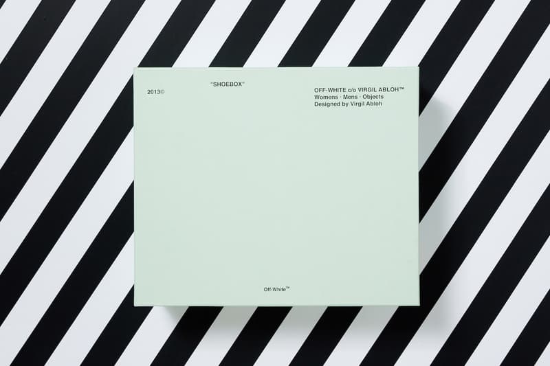 OFF-WHITE x UMBRO のコーチスニーカーを手に入れよう