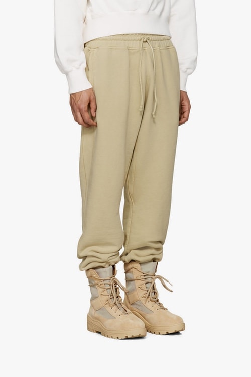 カニエ・ウェストの YEEZY Season 4 販売スタート