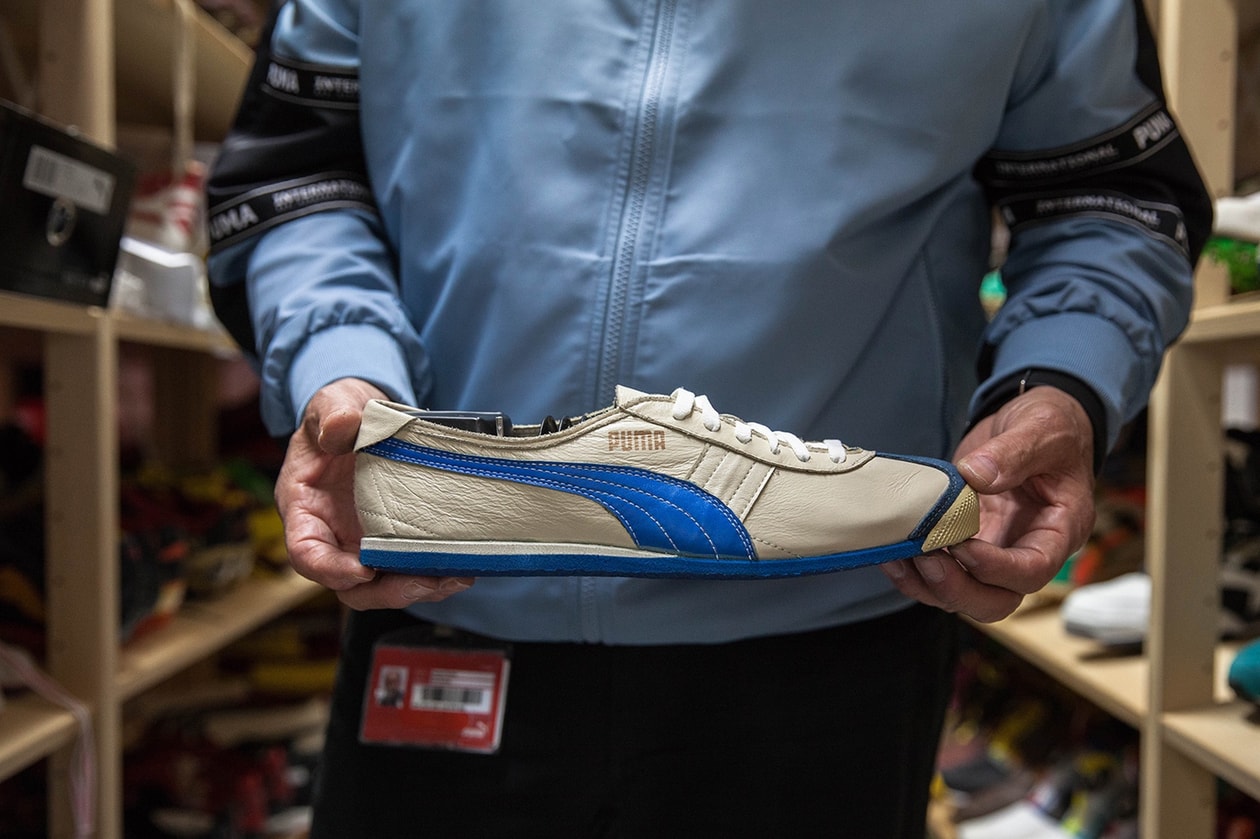 “Mr. PUMA” の異名を持つヘルムート・フィッシャーが案内する PUMA のアーカイブ保管室