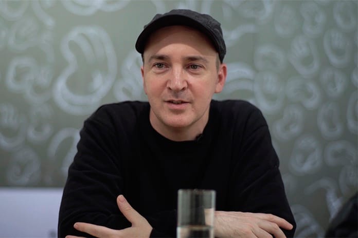 Air Jordan 4 コラボについて KAWS とJordan Brand にインタビュー