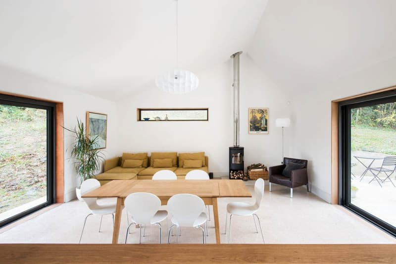 都会の喧騒を離れて暮らしたい人にぴったりの理想の一軒家 The Dell House