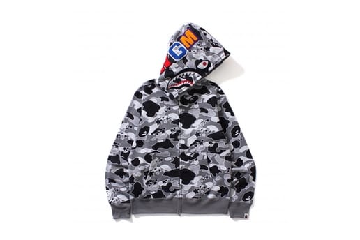 BAPE® から STA CAMO 柄のシャークフルジップフーディが登場