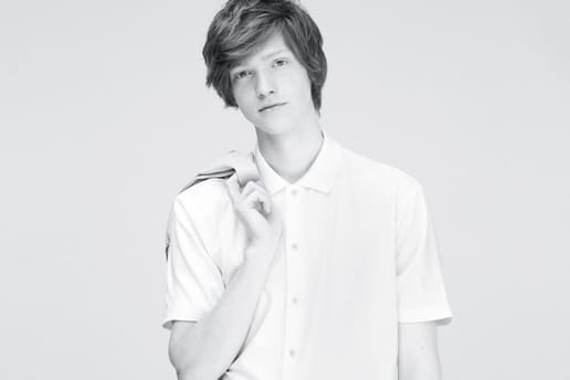 Uniqlo と Theory による最新コラボコレクションが登場