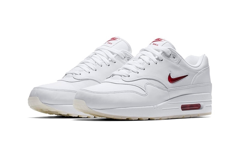 "Rare Ruby" と "Black Diamond" で登場する Nike Air Max 1 "Jewel"