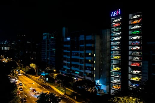 シンガポールに高級車専用の“自動販売機”が登場!?