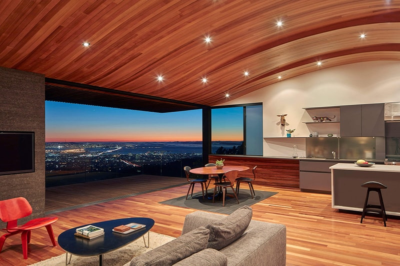 カリフォルニア・ベイエリアの景色を一望できる Skyline House