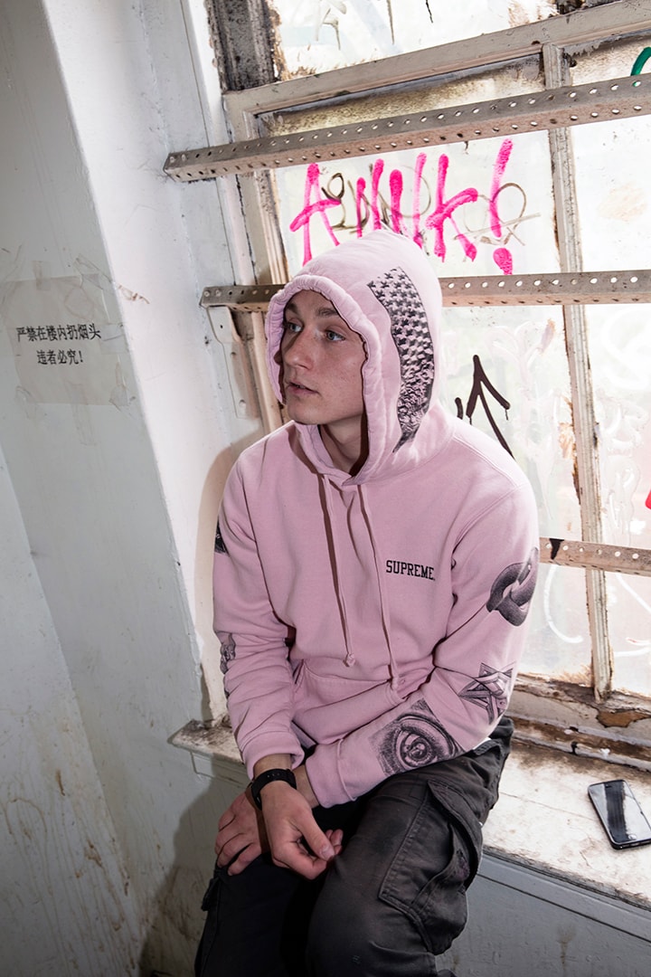 Supreme x M.C. エッシャー ルッブック公開