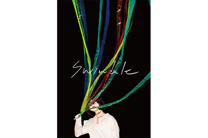 期待の新鋭フォトグラファー 小見山峻が2度目の個展“swindle”を開催