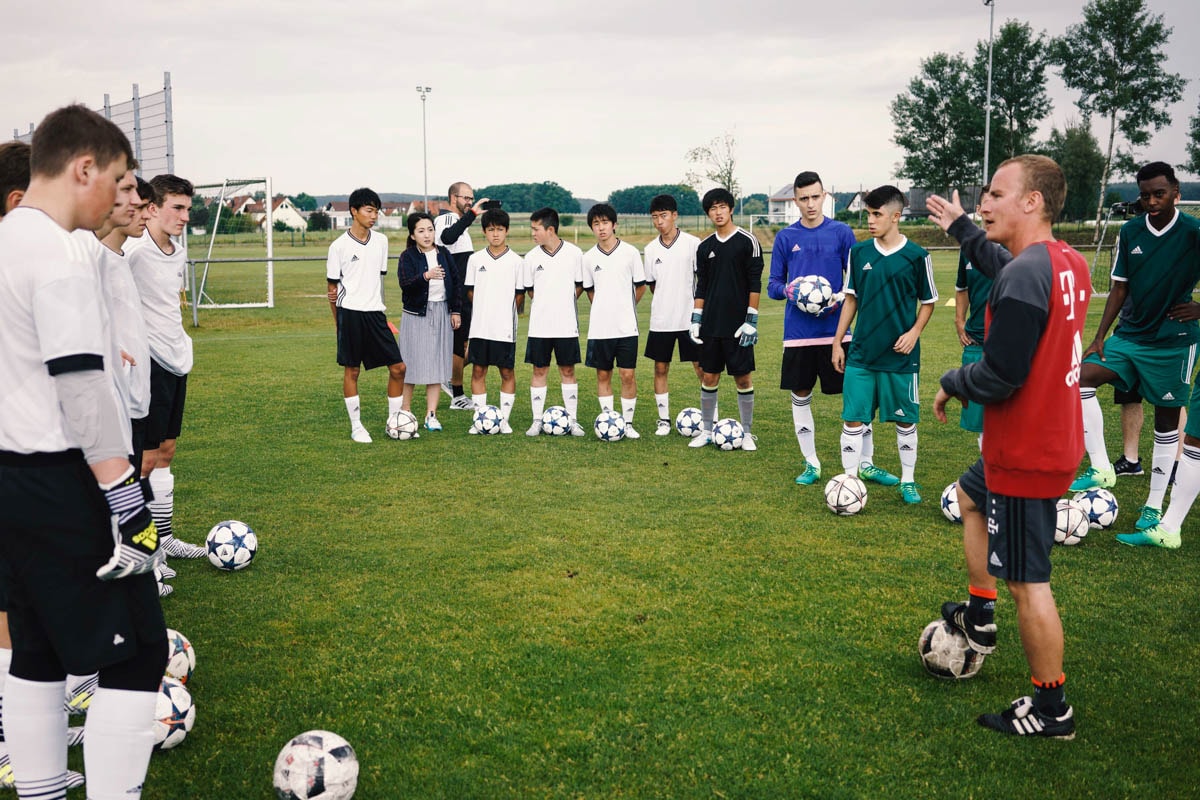 adidas UEFA Young Champions 2017 に参戦したU-16日本代表 ともぞうSC のヨーロッパ紀行 ドイツ、ロンドン、そしてウェールズへ。栃木の若武者たちの一週間をフォトグラファー SHIZUYAが追う