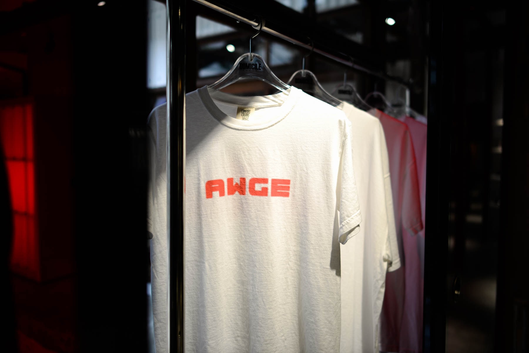 注目の新感覚コンセプトショップ DOMICILE TOKYO の店内＆アイテムを初公開 A$AP Rockyによる AWGE 初のオリジナルアイテムをはじめ、 Chinatown Market HUMBLE などを展開するストリートファン必見のストアが原宿に誕生 Tシャツ アイテム