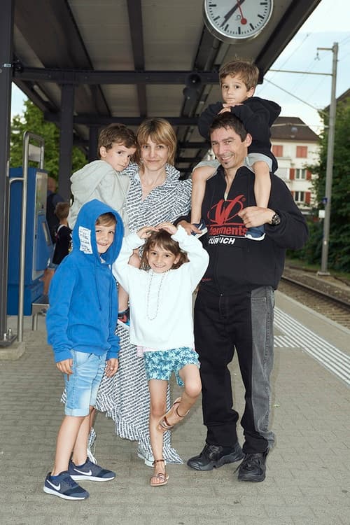 ストリートキャスティングのモデルを起用した Vetements 2018年春夏 コレクション ヴェトモン