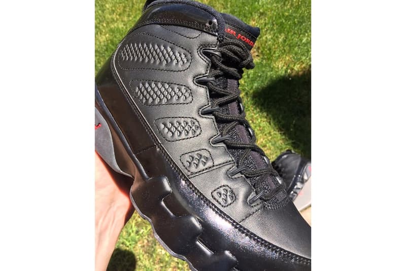 人気カラーリング "Bred" が落とし込まれた Air Jordan 9 のビジュアルがリーク
