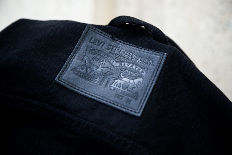 Apple が WWDC 2017 出席者にプレゼントした Levi's のカスタムデニムジャケットをチェック