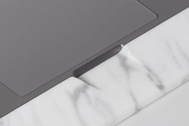 およそ50万円の史上最も贅沢な MacBook アクセサリー “BLOCK”