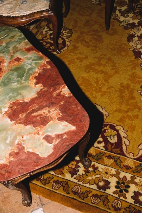 Vetements  Balenciaga　人気ファッションブランド　サッカーチーム