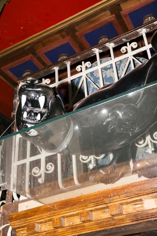 Vetements  Balenciaga　人気ファッションブランド　サッカーチーム