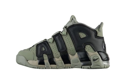 Nike Air More Uptempo の新色 “Dark Stucco” が登場