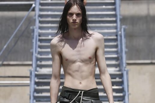 クラシックなゴシックの世界観が溢れる Rick Owens 2018年春夏コレクション