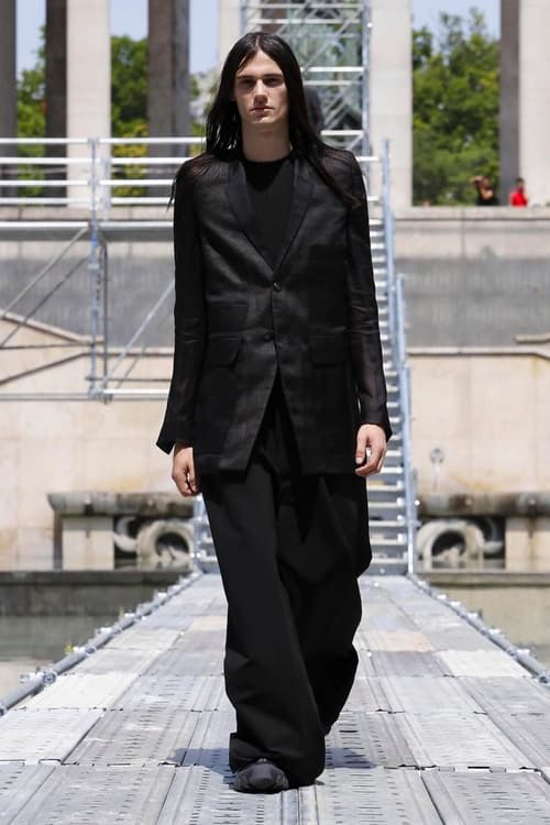 クラシックなゴシックの世界観が溢れる Rick Owens 2018年春夏コレクション