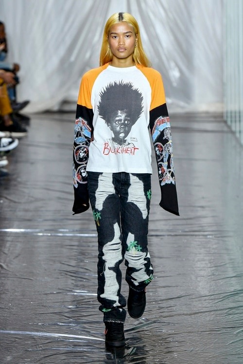 A$AP Bari のルーツであるハーレムにオマージュを捧げた VLONE 2018年春夏コレクション “Black History”をテーマに掲げた力強いデビューランウェイにはもちろんAir Force 1のコラボモデルも登場 ヴィーローン エイサップ バリ