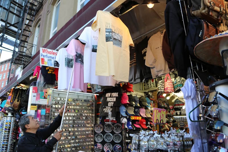 SHIPS JET BLUE の新プロジェクトは“ニューヨークのアカデミックなお土産屋”