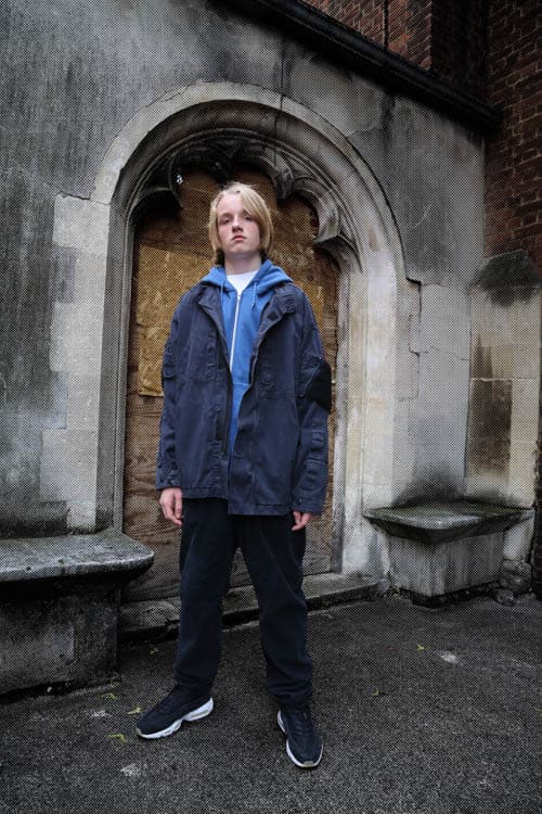 キーピースは〈C.E〉のデザイン哲学が落とし込まれたミリタリー＆スポーツウェア オールドスクールなスタイルを提案する C.E 2017年秋冬コレクション グラフィック アウター