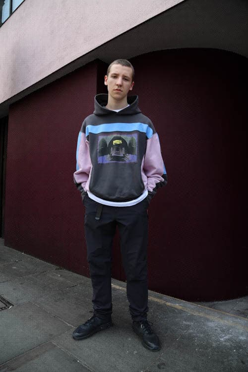 キーピースは〈C.E〉のデザイン哲学が落とし込まれたミリタリー＆スポーツウェア オールドスクールなスタイルを提案する C.E 2017年秋冬コレクション グラフィック アウター