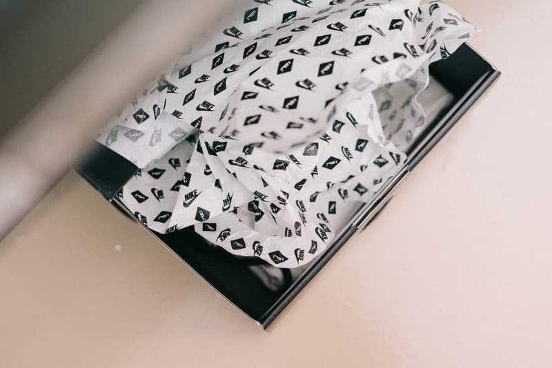 NikeLab とのコラボアイテムが並ぶ PIGALLE 2018年春夏コレクションショーの舞台裏にクローズアップ ピガール