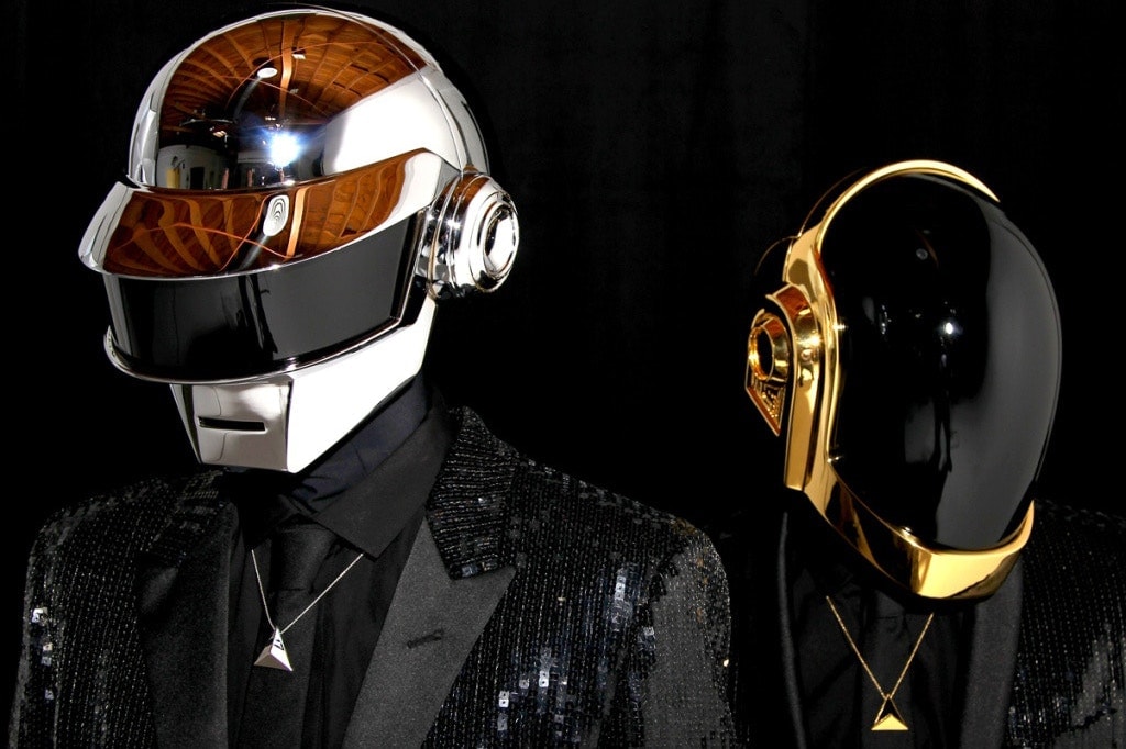 Daft Punk デビューアルバム ドラムマシン Faceboook 売り オークション Roland TR-909  Revolution 909 Homework Thomas Bangalter