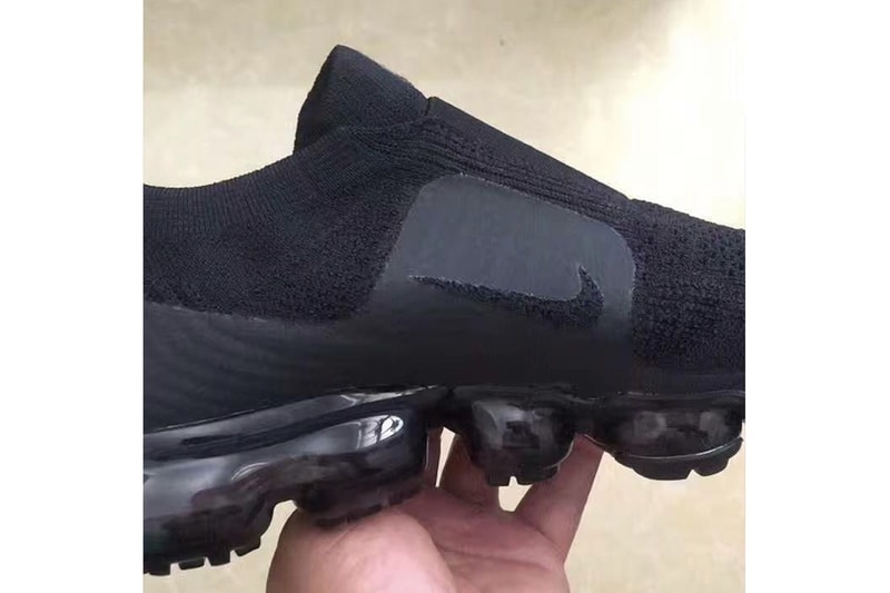 COMME des GARÇONS x Nike Air VaporMax の新たなコラボモデルがリーク 今度はリリースが噂されているシューレースのないストラップモデルからダブルネームの“Triple Black”が登場？