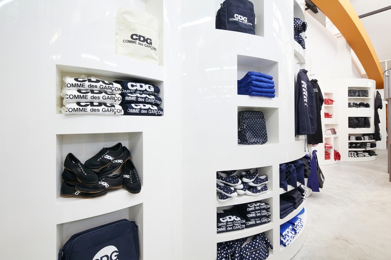 Dover Street Market Singapore の店内を早速チェック