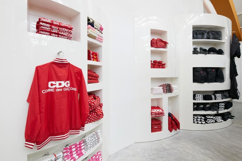 Dover Street Market Singapore の店内を早速チェック