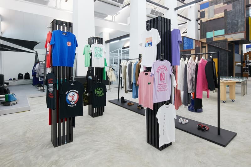 Dover Street Market Singapore の店内を早速チェック