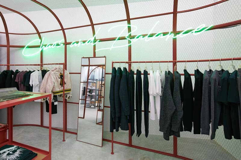 Dover Street Market Singapore の店内を早速チェック