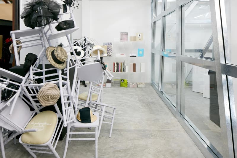 Dover Street Market Singapore の店内を早速チェック