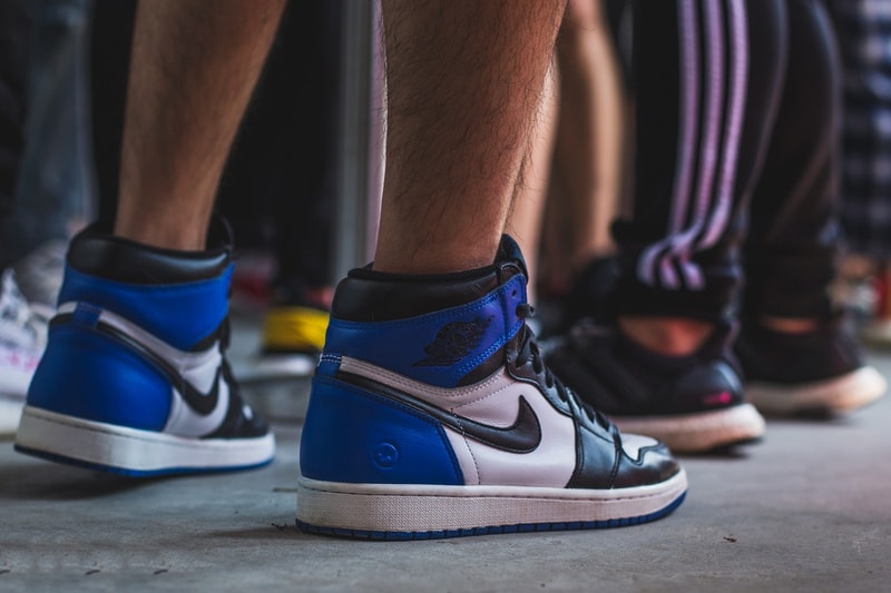 Dover Street Market Singapore  オープン初日 シンガポール ストリートヘッズ Nike Off-white Supreme