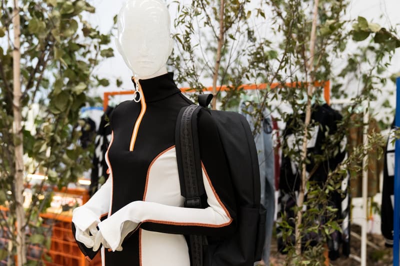 Off-White™ が NY にコンテンポラリーアートもフィーチャーするストア EM PTY GALLERYをオープン ny new  york official store virgil abloh