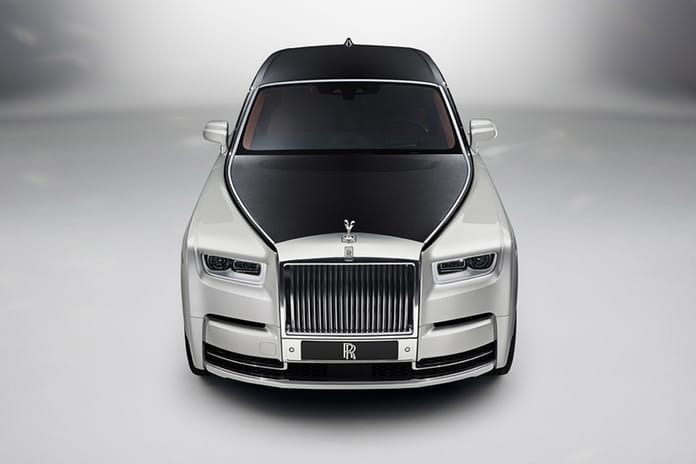 Rolls-Royce が魔法の絨毯のような乗り心地を実現する新型 Phantom を発表