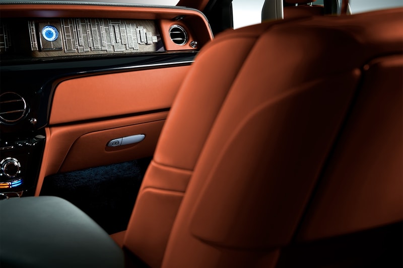 Rolls-Royce 　魔法の絨毯　乗り心地　新型 Phantom