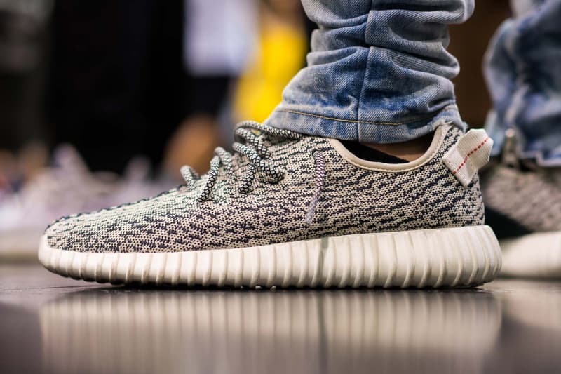 #OnFeet at Sneaker Con LA Nike Adidas Bape Yeezy NMD カニエ ウェスト air jordan