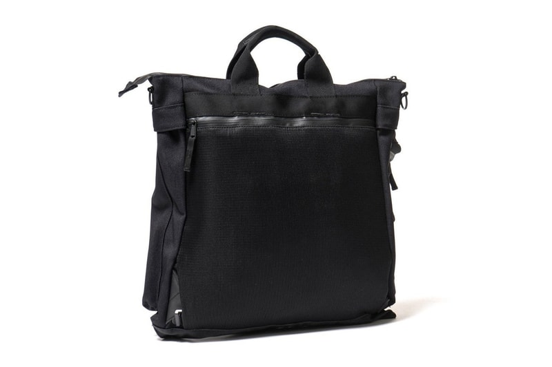 Stone Island から多機能スリーウェイ Nylon Panama Helmet Bag が登場 3way backpack handcarry