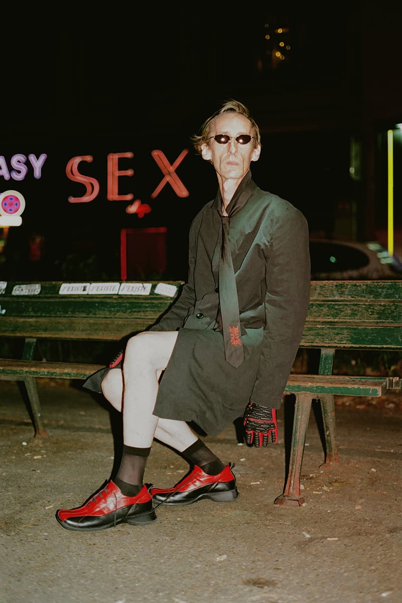ダークな雰囲気を醸す SHOOP x SULLEN “Adulte Player” カプセルコレクション ブラック レッド マドリードと東京を拠点にするオルタナティブブランドと渋谷の高感度セレクトショップがチームアップ