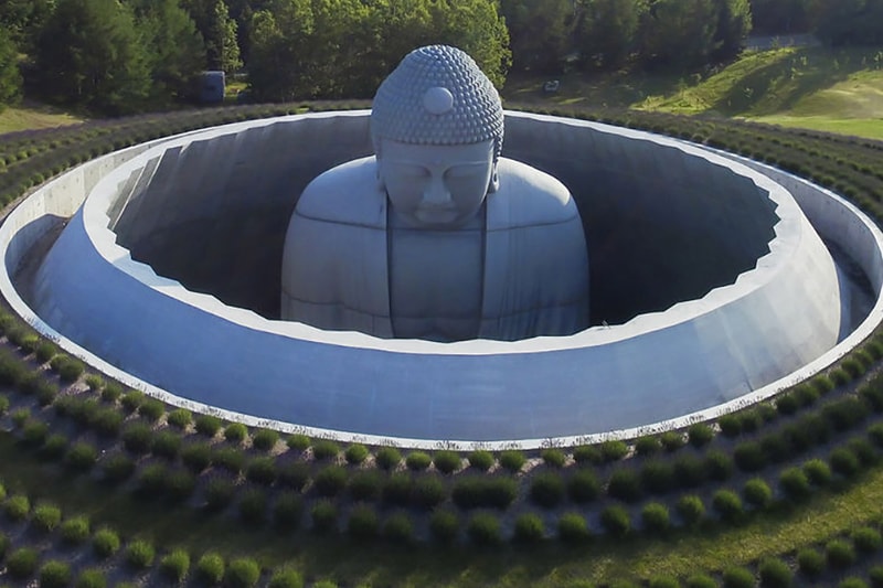 札幌の霊園にある安藤忠雄が設計を手がけた想像力で見る“頭大仏” buddha sapporo hokkiado tadao ando